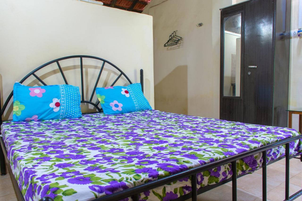 Raikar Guest House بوغمُلو المظهر الخارجي الصورة