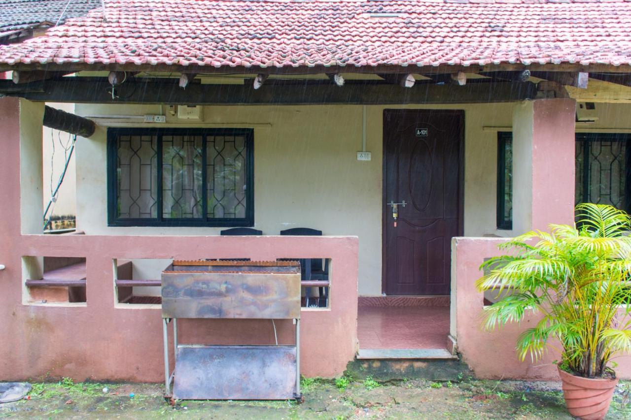 Raikar Guest House بوغمُلو المظهر الخارجي الصورة